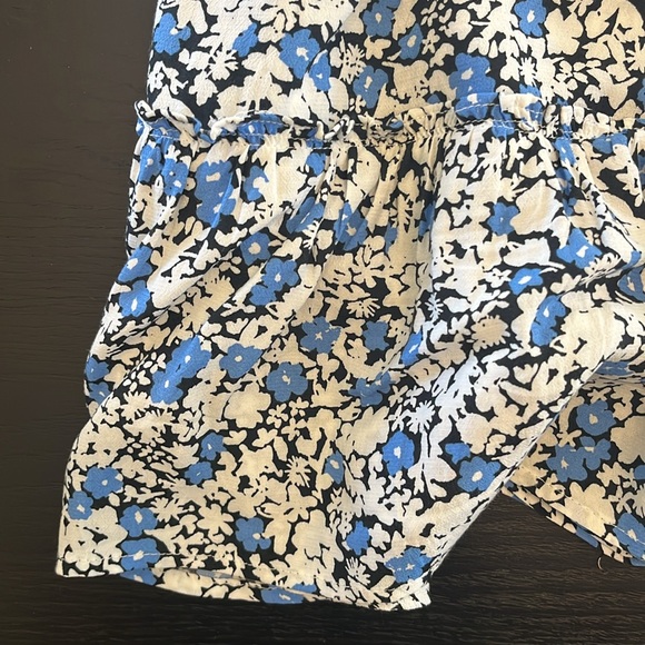ZARA floral skirt - Picture 2 of 4